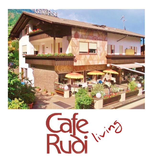 Cafe Rudi Living Bed & Breakfast ปาร์ชีเนส ภายนอก รูปภาพ